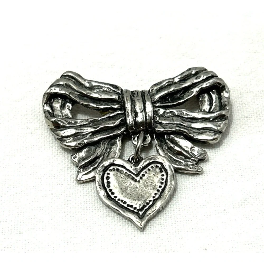 Vintage Heart & Bow Pin Brooch Pewter Silver Tone Metal by Sheri